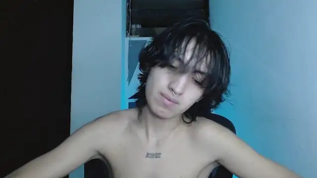 Snapshot of littlextreme chatting on June 20, 2026, 3:33 am littlextreme online show from June 20, 2026, 3:33 am