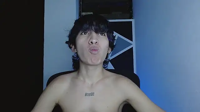 littlextreme online show from February 26, 2026, 12:54 am