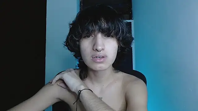 Snapshot of littlextreme chatting on May 31, 2026, 1:33 am littlextreme online show from May 31, 2026, 1:33 am