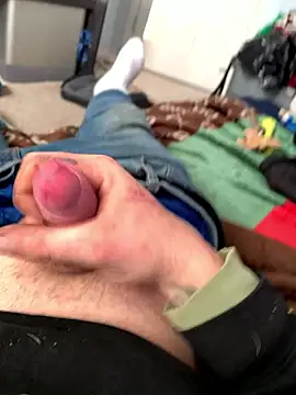 Hugetings online show from January 17, 2026, 8:34 pm