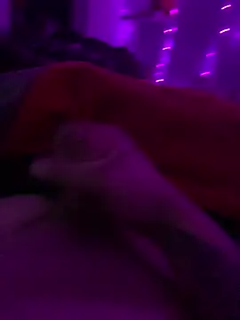 Hugetings online show from January 12, 2026, 3:41 pm