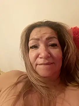 gisela27 online show from July 23, 2026, 5:05 am