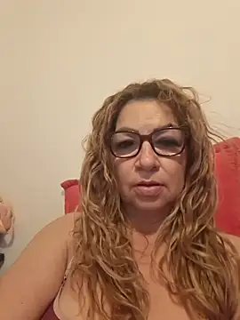 gisela27 online show from July 31, 2026, 4:23 am