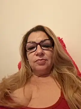 Snapshot of gisela27 chatting on May 11, 2026, 3:41 am gisela27 online show from May 11, 2026, 3:41 am
