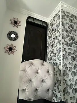 ValeriaHot69 online show from March 16, 2026, 12:31 pm