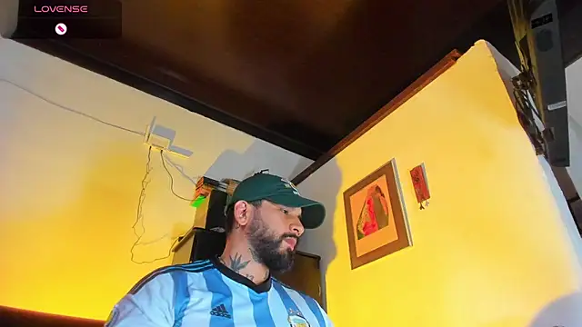 CamiloGray  online show from September 14, 2025, 2:39 pm