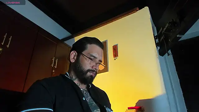 CamiloGray  online show from February 2, 2026, 1:54 pm