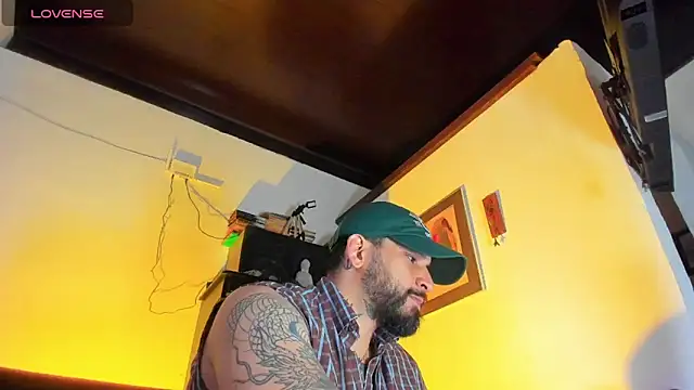 CamiloGray  online show from September 10, 2025, 1:21 pm