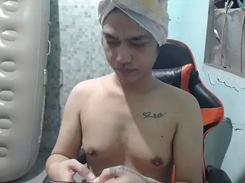 itsmacky4u online show from October 28, 2025, 10:03 am