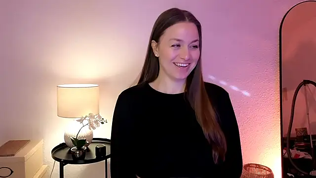 MilaFleur online show from February 25, 2025, 9:09 am