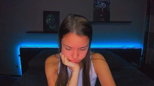 AlexaBarkley online show from October 20, 2025, 12:13 am