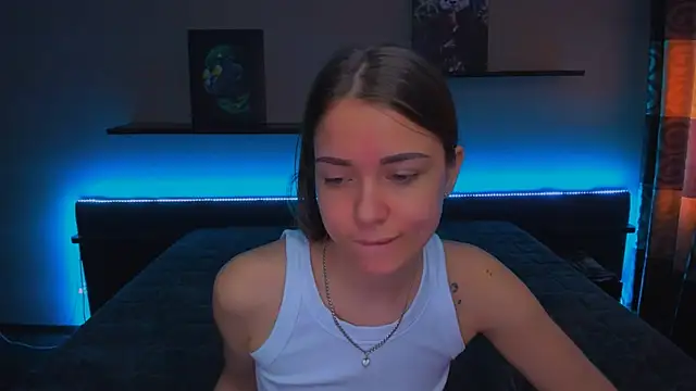 AlexaBarkley online show from March 13, 2025, 6:16 am