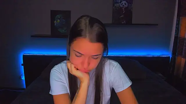 AlexaBarkley online show from September 15, 2025, 12:33 am