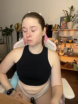 sweetest pie online show from November 8, 2025, 9:51 pm