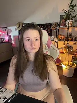 sweetest pie online show from May 10, 2026, 7:49 pm