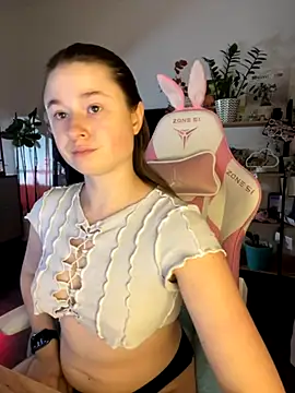 sweetest pie online show from September 26, 2025, 6:48 pm