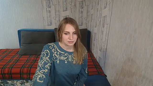 Pilly green  online show from May 2, 2026, 7:35 am