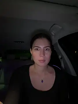 Snapshot of clairewntr chatting on November 17, 2025, 7:51 pm clairewntr online show from November 17, 2025, 7:51 pm