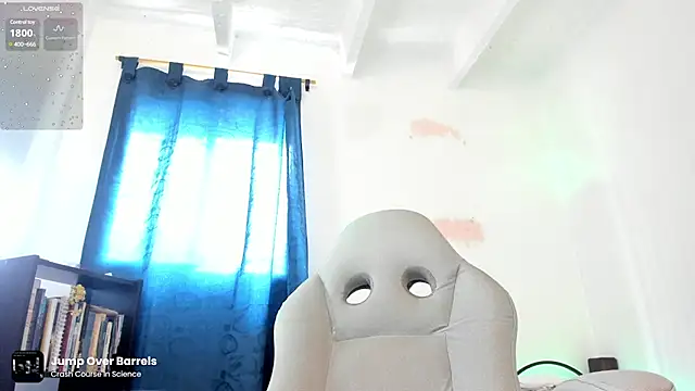 carmesix online show from January 22, 2025, 5:59 pm