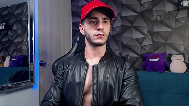 Latino stud4u online show from November 4, 2025, 11:08 pm