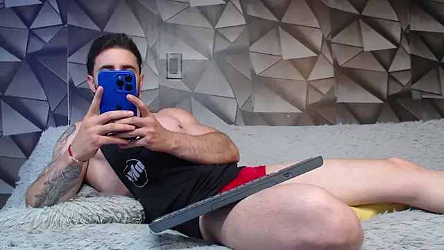 Latino stud4u online show from January 26, 2025, 12:37 am