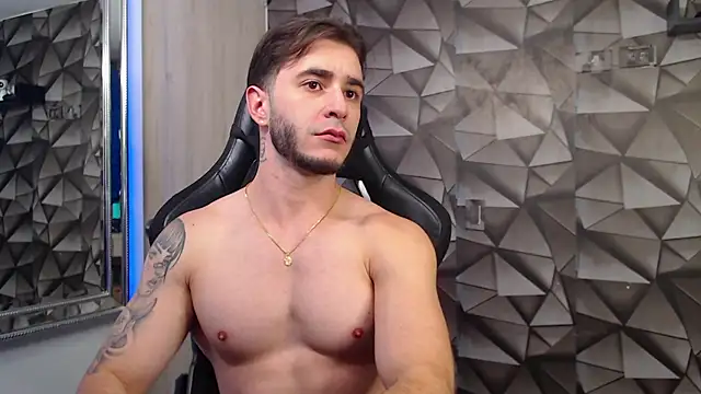 Latino stud4u online show from November 15, 2025, 12:25 am