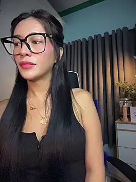 Jasmine Elcock online show from June 7, 2026, 8:03 pm