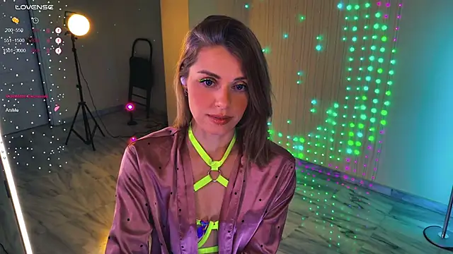 Arielle  03 online show from May 24, 2026, 9:36 pm