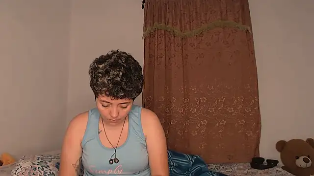 Snapshot of kathy_luisa chatting on June 10, 2026, 9:49 pm kathy luisa online show from June 10, 2026, 9:49 pm