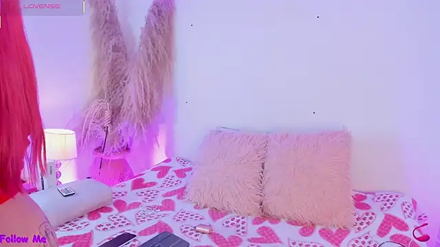 SophieRossi online show from September 10, 2025, 4:22 am