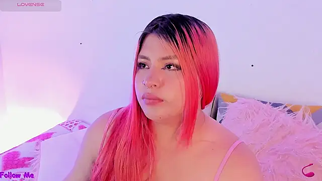 SophieRossi online show from September 13, 2025, 3:34 pm