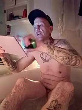 Snapshot of CAMINCHANCE chatting on December 21, 2025, 1:35 pm CAMINCHANCE online show from December 21, 2025, 1:35 pm