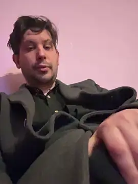 Taxidriver1988 online show from February 17, 2025, 6:39 pm