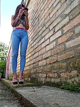 Yuky ta online show from March 10, 2026, 1:37 pm