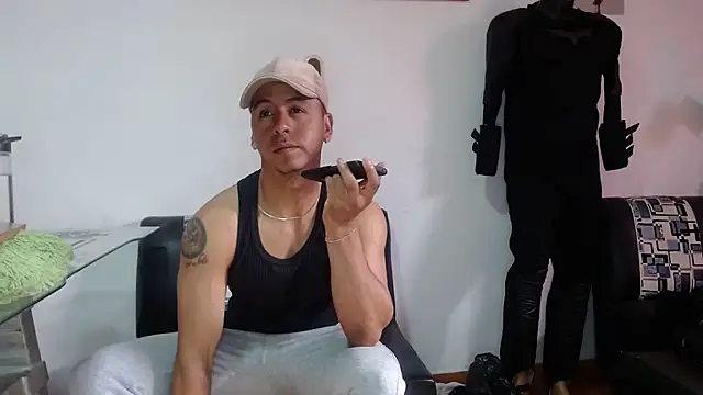 Black hot266 online show from December 16, 2025, 1:37 pm