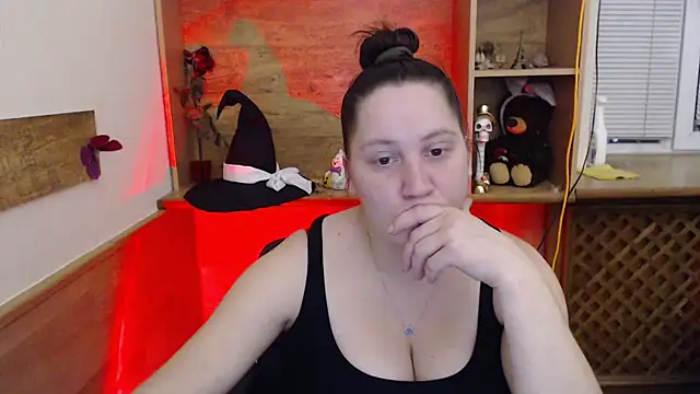 JosieJun  online show from October 30, 2025, 7:55 pm