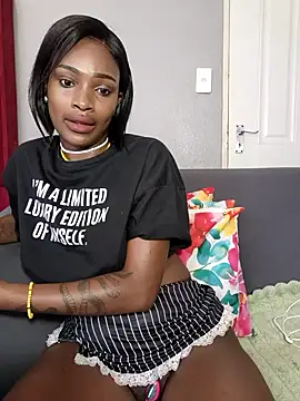 HoneyDropsX online show from October 25, 2025, 8:24 am