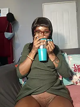 HoneyDropsX online show from July 18, 2026, 6:00 am