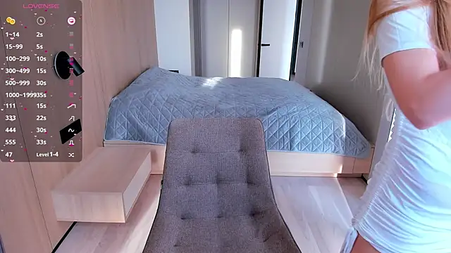 Aquilaris  online show from March 1, 2025, 2:02 pm