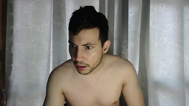 Armando 2002 online show from March 18, 2025, 4:50 pm