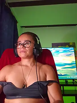 MistressSlut1 online show from July 28, 2026, 3:21 pm