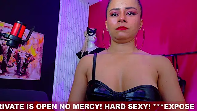 MistressSlut1 online show from October 1, 2025, 11:14 am