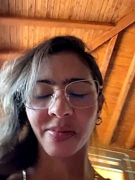 RouseColins online show from October 5, 2025, 4:42 pm