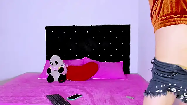 valen colombian69 online show from January 8, 2025, 7:13 pm