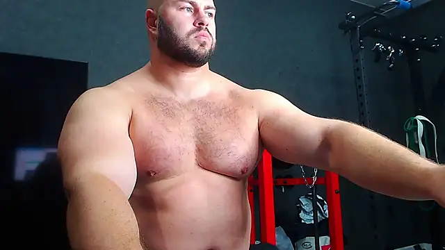 Snapshot of muscularjohnforuX chatting on June 27, 2026, 1:50 pm muscularjohnforuX online show from June 27, 2026, 1:50 pm