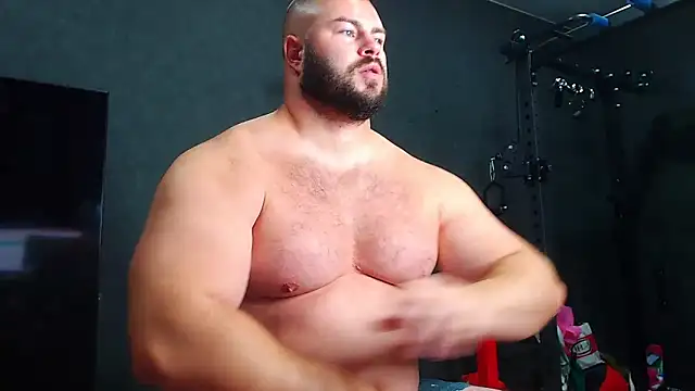 muscularjohnforuX online show from June 20, 2026, 8:19 am