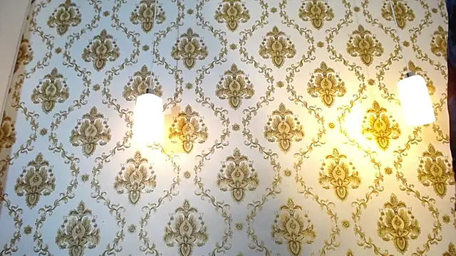 Snapshot of KARATIBBY_COX chatting on March 5, 2026, 12:35 pm KARATIBBY COX online show from March 5, 2026, 12:35 pm