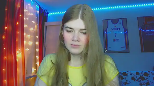 Snapshot of Klementa chatting on September 14, 2025, 8:09 pm Klementa online show from September 14, 2025, 8:09 pm