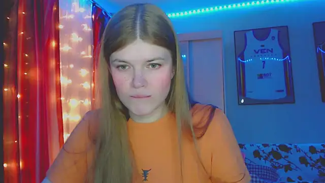 Snapshot of Klementa chatting on October 12, 2025, 6:20 pm Klementa online show from October 12, 2025, 6:20 pm