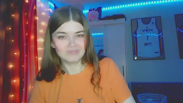 Snapshot of Klementa chatting on February 16, 2026, 6:28 pm Klementa online show from February 16, 2026, 6:28 pm